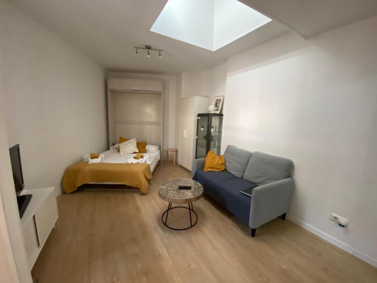 Apartamento Bonito Estudio Con Terraza Madrid